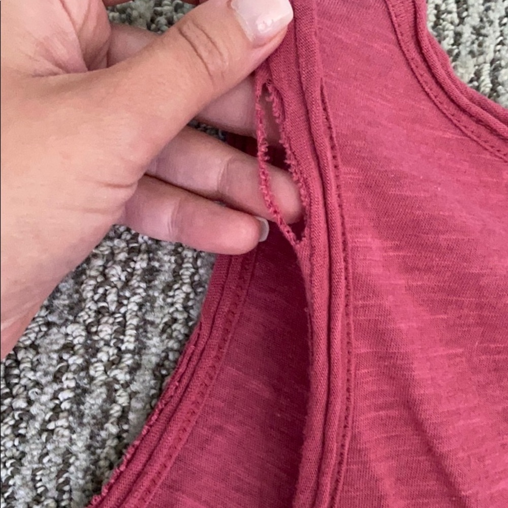 🔴 Gap Sleeveless Tank - Picture 7 of 7
